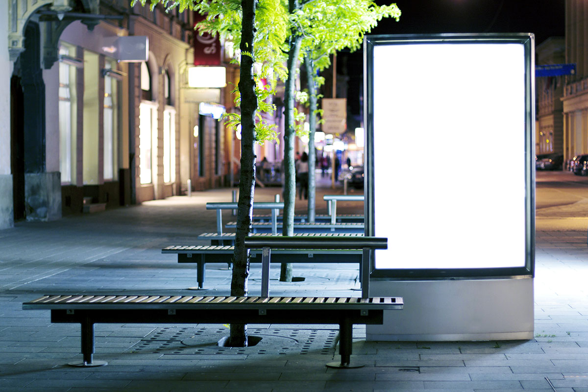 Les avantages des enseignes publicitaires pour les entreprises